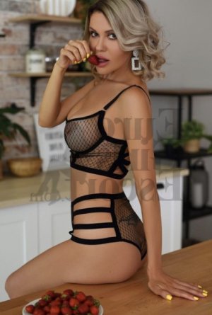 Melany escort girls in Moscow